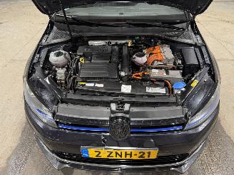 Volkswagen Golf GTE 1.4TSI 110kW Automaat Clima picture 26
