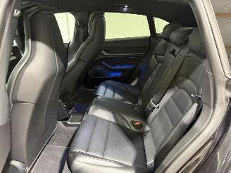 Porsche Taycan Cross Turismo 4 105kWh AWD 320kW Luchtvering Pano picture 43
