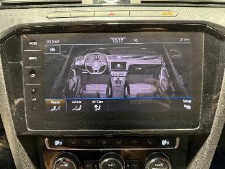 Volkswagen Arteon 2.0TSI 140kW Automaat Pano Business R picture 32