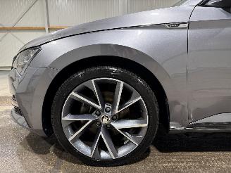 Skoda Superb 1.4TSI 115kW iV Automaat Sportline Business picture 14