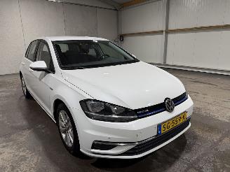 Volkswagen Golf 1.5TSI 96kW Automaat Comfortline picture 3