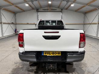 Toyota Hilux 2.4D-4D 110kW 4WD Cool Comfort picture 7