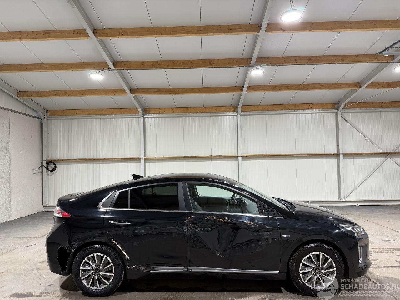 Hyundai Ioniq 38kWh 100kW Automaat Premium EV
