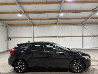 skadebil auto Volvo V-40 1.5T2 90kW Automaat Momentum 2016/6