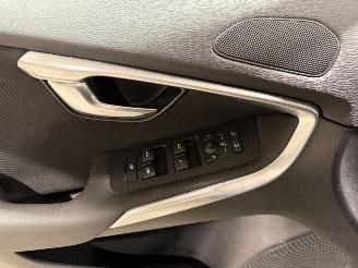 Volvo V-40 1.5T2 90kW Automaat Momentum picture 29