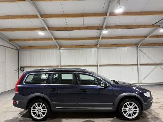 Vaurioauto  passenger cars Volvo Xc-70 2.0D4 133kW Automaat FWD Polar+ 2016/5