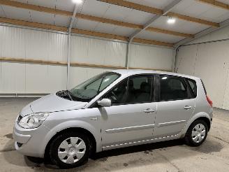 Renault Scenic 1.6-16V 83kW Privilege Comfort picture 9