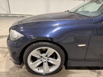 BMW 3-serie 325i 160kW Automaat High Executive picture 15