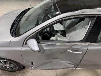 Peugeot 308 1.2PT 96kW Blue Lease Premium picture 14