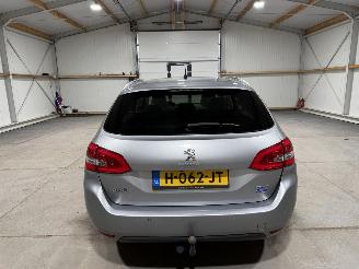 Peugeot 308 1.2PT 96kW Blue Lease Premium picture 6