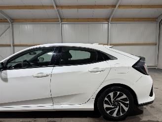 Honda Civic 1.0 i-VTEC 93kW Comfort picture 13