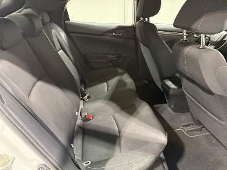 Honda Civic 1.0 i-VTEC 93kW Comfort picture 30