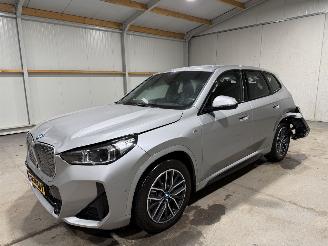 BMW iX1 67kWh 225kW Xdrive AWD picture 9