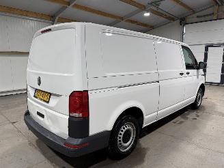 Volkswagen Transporter 2.0TDI 110kW L2H1 Comfortline picture 5