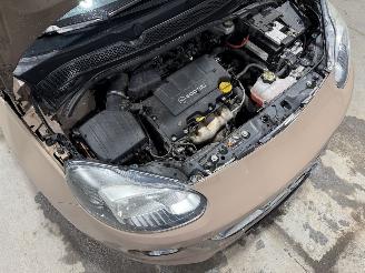 Opel Adam 1.4 74kW Glam Airco picture 16