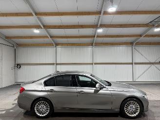 Auto incidentate BMW 3-serie 320i 135kW Automaat Luxury Edition 2018/10