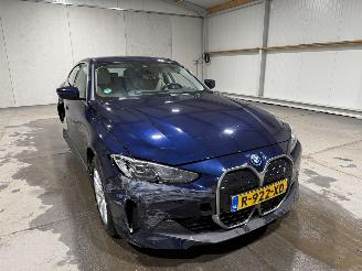 BMW i4 84kWh 250kW Edrive40 High Executive Luchtvering picture 3