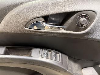 Opel Meriva 1.4Turbo 103kW Airco Cosmo picture 14