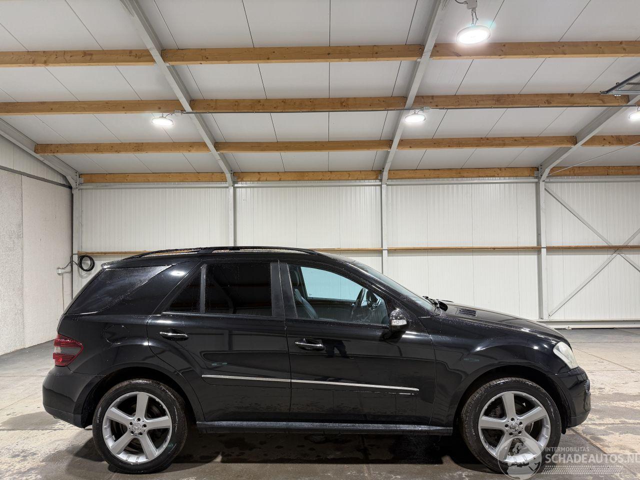 Mercedes M-klasse 320CDI 165kW Automaat Airco Luchtvering Navi AWD