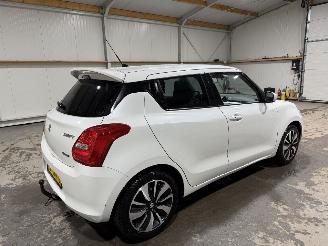 Suzuki Swift 1.0 Smart Hybrid 82kW Airco Camera STIJL picture 5