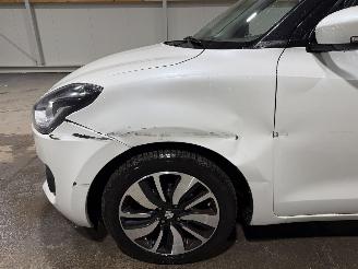 Suzuki Swift 1.0 Smart Hybrid 82kW Airco Camera STIJL picture 16