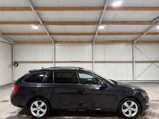 Voiture accidenté Skoda Octavia 1.4TSI 110kW Greentech Clever Edition 2018/8