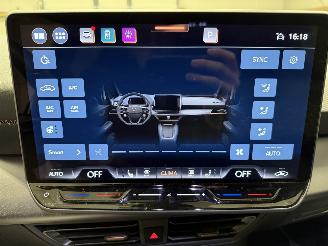 Cupra Born 63kWh 170kW Essential Limited picture 34