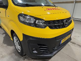 Opel Vivaro-e 50kWh 100kW L3H1 picture 21