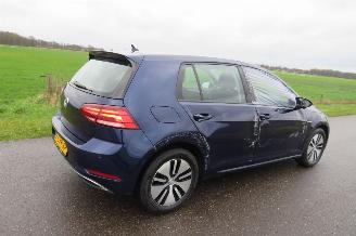 damaged passenger cars Volkswagen Golf E Edition Automaat 57.000km nap Elektrisch  [ splinter nieuw vol optie Camera Navigatie clima 2019/7