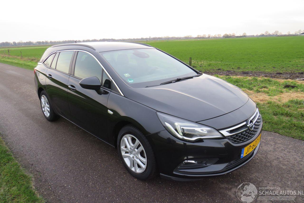 Opel Astra SPORTS TOURER+ 1.0 77kw 105pk Business+ Euro 6 Navigatie Clima 2016