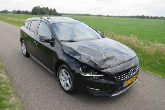 Volvo V-60 2.0 D 120 pk  Pular+ Dynamic  Euro 6 schuifdak Leer  Camera Navigatie  2017 picture 11