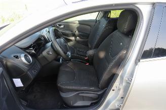 Renault Clio 0.9 TCe 2017 Limited  174.000km nap 5 Drs Navigatie picture 22