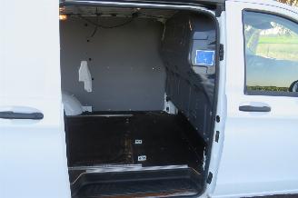 Mercedes Vito 111 CDI Lang  114pk 204.000km nap Airco [ Schade Vrij 2018 picture 9