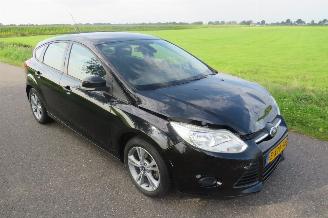 Ford Focus 1.0 Eco Boost 122.000km nap Edition 5Drs Navigatie [ Nieuwstaat 2014 picture 12