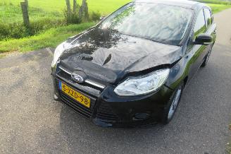Ford Focus 1.0 Eco Boost 122.000km nap Edition 5Drs Navigatie [ Nieuwstaat 2014 picture 11