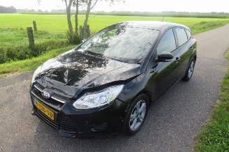 Ford Focus 1.0 Eco Boost 122.000km nap Edition 5Drs Navigatie [ Nieuwstaat 2014 picture 10