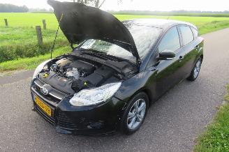 Ford Focus 1.0 Eco Boost 122.000km nap Edition 5Drs Navigatie [ Nieuwstaat 2014 picture 15