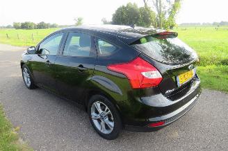 Ford Focus 1.0 Eco Boost 122.000km nap Edition 5Drs Navigatie [ Nieuwstaat 2014 picture 2