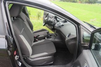 Ford Fiesta 1.0 80pk Titanium 12-2014 Navigatie Airco 5drs  topstaat picture 4