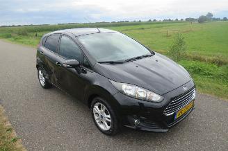 Ford Fiesta 1.0 80pk Titanium 12-2014 Navigatie Airco 5drs  topstaat picture 23