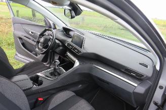 Peugeot 3008 1.2 131pk!! Pure Tech Active Pack 65.000km nap Camera Navigatie  2021 Euro6 picture 7