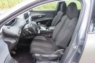 Peugeot 3008 1.2 131pk!! Pure Tech Active Pack 65.000km nap Camera Navigatie  2021 Euro6 picture 20