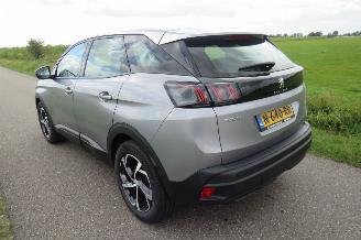 Peugeot 3008 1.2 131pk!! Pure Tech Active Pack 65.000km nap Camera Navigatie  2021 Euro6 picture 4