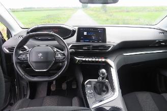 Peugeot 3008 1.2 131pk!! Pure Tech Active Pack 65.000km nap Camera Navigatie  2021 Euro6 picture 2