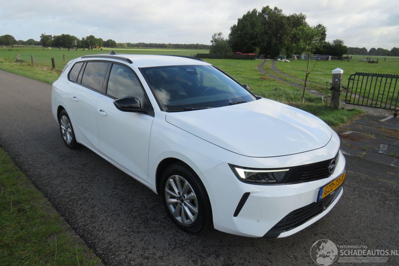 Opel Astra SPORTS TOURER 1.2 Turbo Edition 110pk 2025  27.000km nap Camera Navi Stoelverwarming vol optie