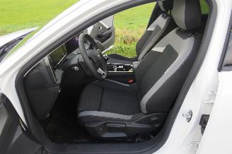 Opel Astra SPORTS TOURER 1.2 Turbo Edition 110pk 2025  27.000km nap Camera Navi Stoelverwarming vol optie picture 20
