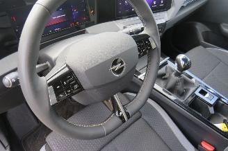 Opel Astra SPORTS TOURER 1.2 Turbo Edition 110pk 2025  27.000km nap Camera Navi Stoelverwarming vol optie picture 14
