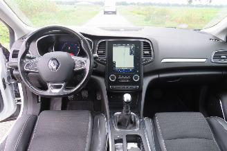 Renault Mégane 1.3 116pk  TCe Bose Navigatie Sport stoelen  186.000km nap Leer Sport [  2020 picture 5