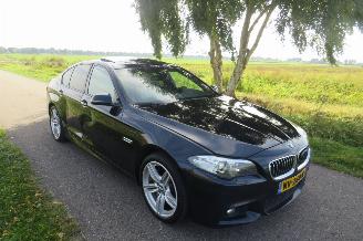 Coche accidentado BMW 5-serie 535 XD 313pk 4X4 Automaat High Executive 6 cilinder 2013-12 vol optie [nieuwe motor 2013/12