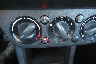 Suzuki Swift 1.5 102pk Exclusief 128.000km  van oma Geweest  Airco picture 12